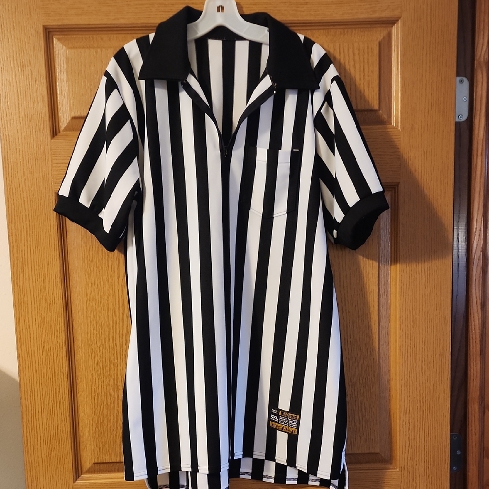 Black & White Referee Shirt-- Super Bowl Fun Gear!